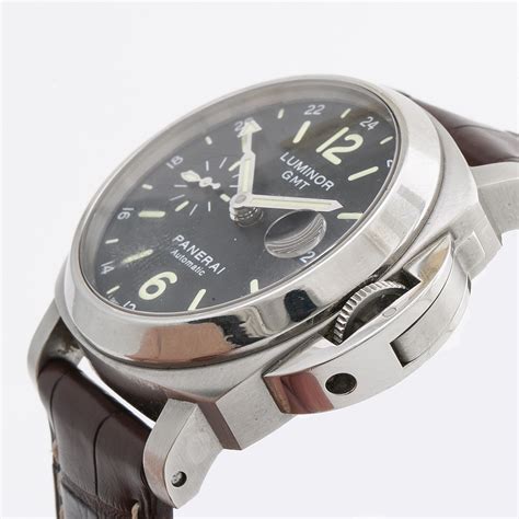 panerai 40 mm gmt